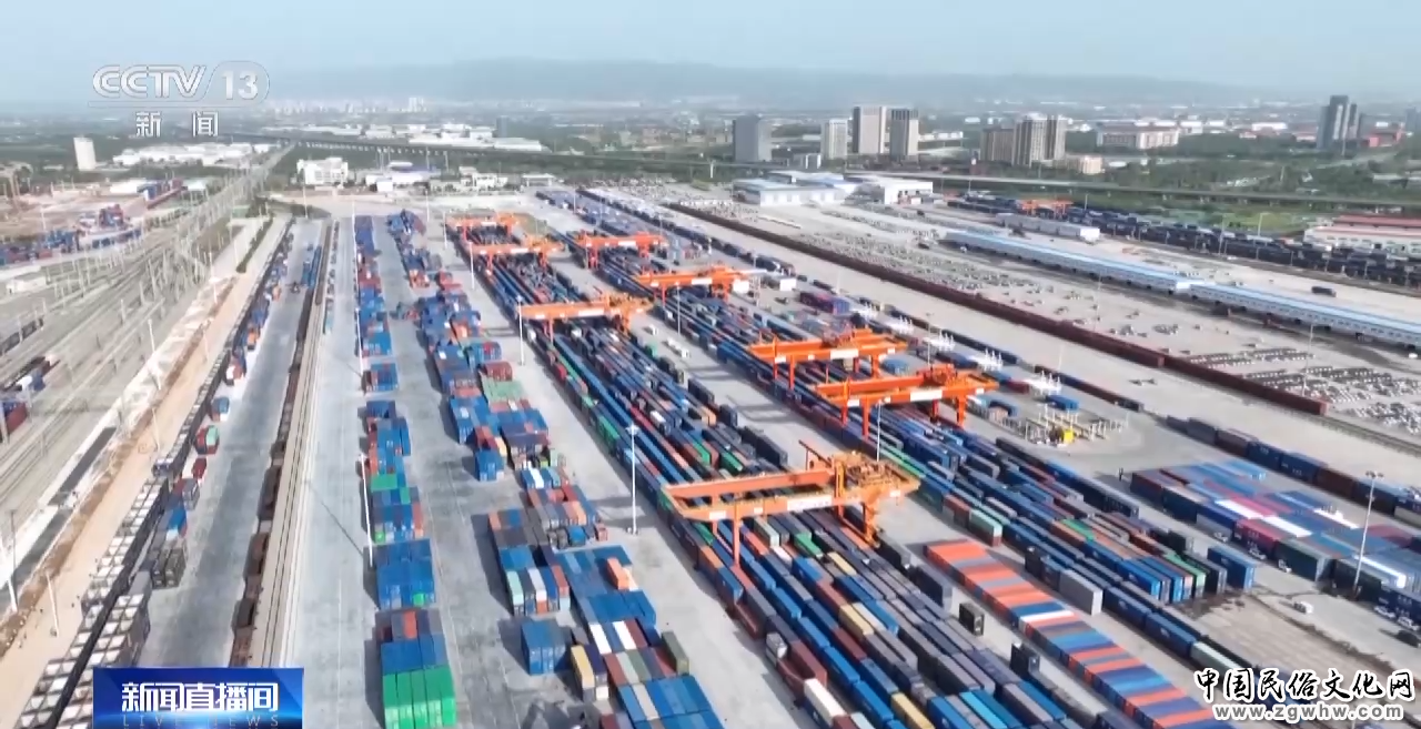 哈萨克斯坦总统:愿进一步扩大哈中双边贸易等各领域合作